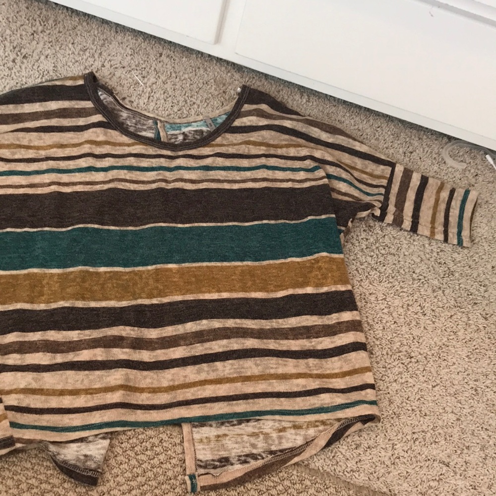 Striped shirt with open back